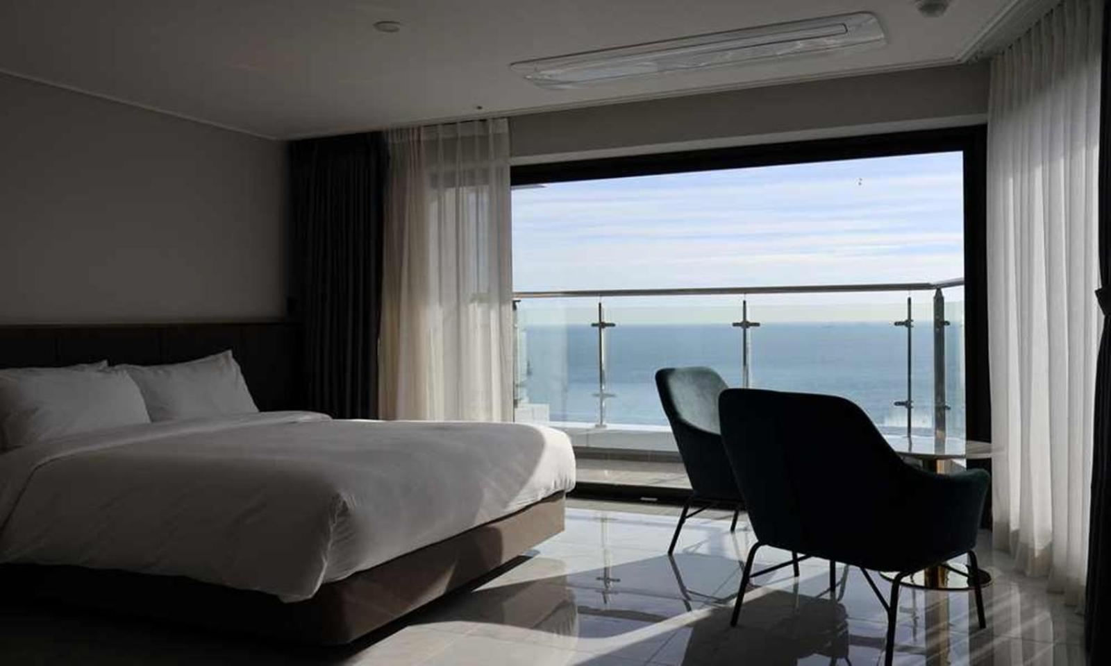 Busan Yeongmu Parade Hotel Haeundae Beach Екстериор снимка